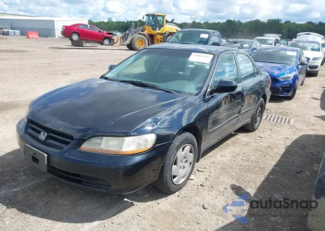 2000 Honda Accord 3.0 Lx from USA, damaged, VIN 1HGCG1644YA058841